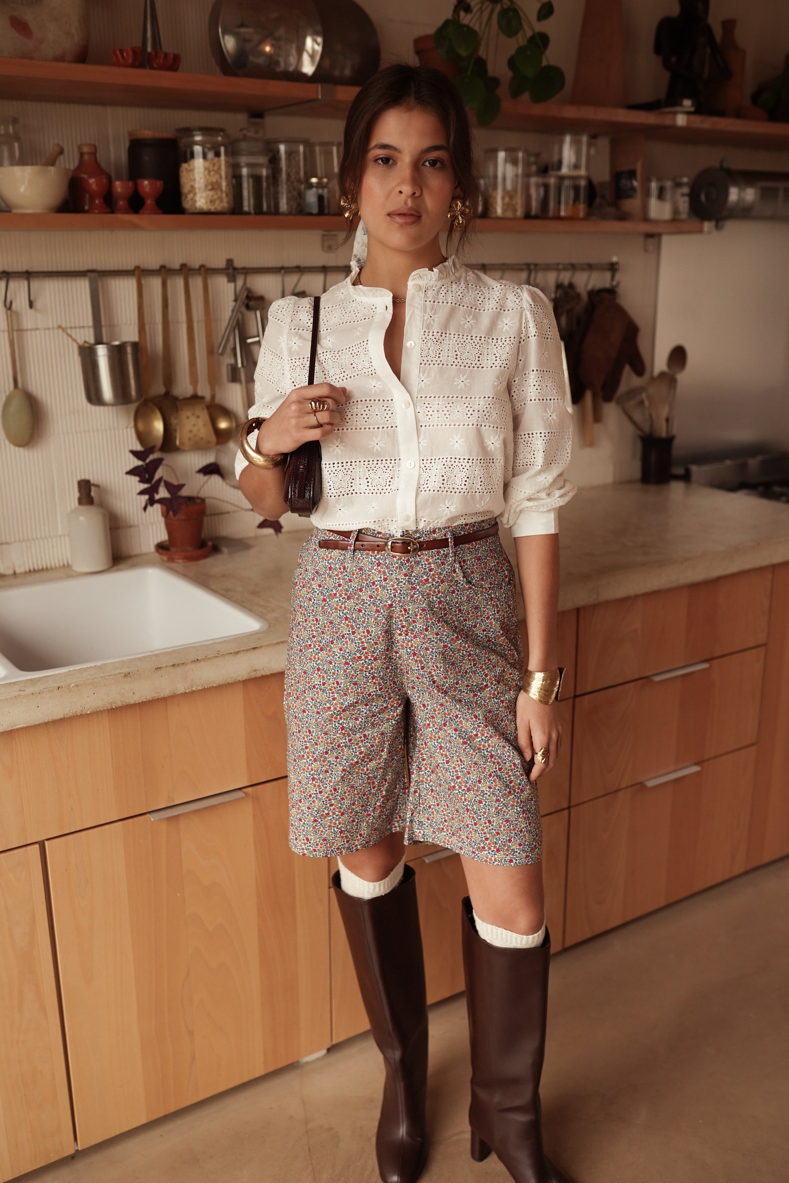 Short Almira